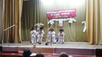 Multiculturalitate şi diversitate pe plaiuri dobrogene, la Palatul Copiilor